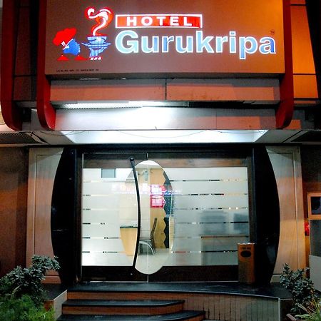 Hotel Gurukripa Daman Bagian luar foto